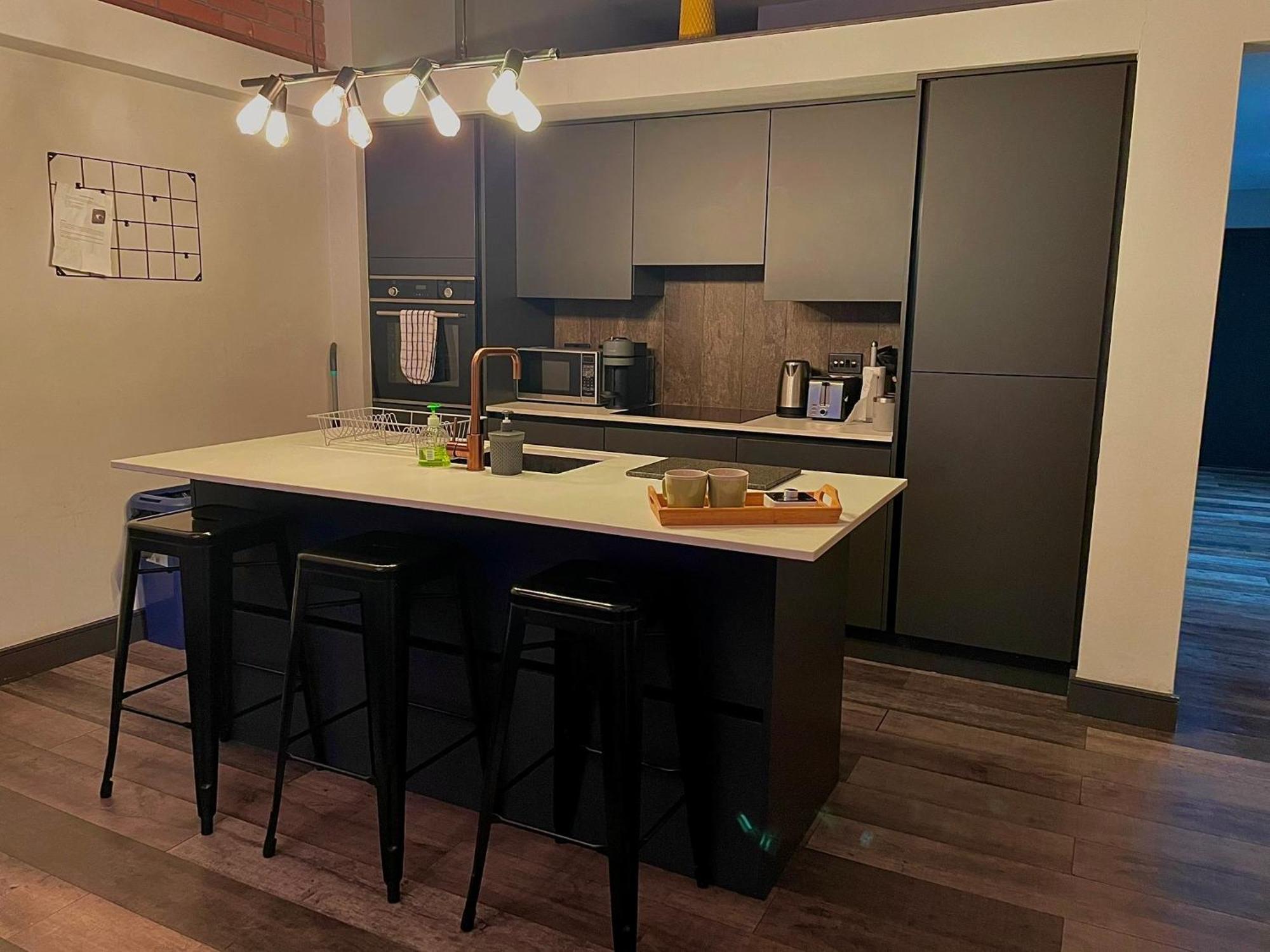 Artistic, Cozy, Stylish, Open Plan, City Centre 1Br Шеффілд Екстер'єр фото